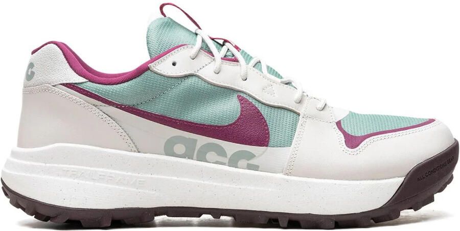 Nike ACG Lowcate sneakers