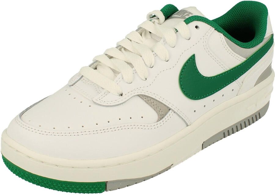 Nike Gamma Force Witte Sneakers