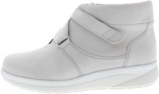 Perfect Footwork Eva m
