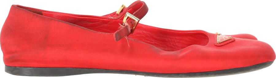 Prada Pre-owned Prada Mary Jane ballerina's met logo-plaatje in rood satijn.