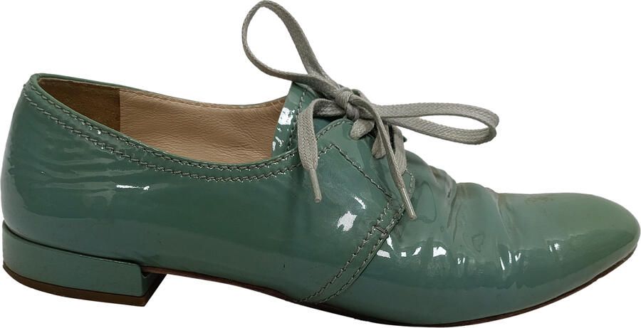 Prada Pre-owned Prada Veterschoenen in Groene Patenten Leer