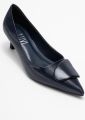 Prologue Briana Gesp Puntige Neus Pump (Dames) - Marineblauw