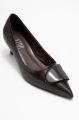 Prologue Briana Gesp Puntige Neus Pump (Dames) - Bruin
