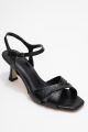 Prologue Melin Cross Riem Stiletto Sandaal - Zwart