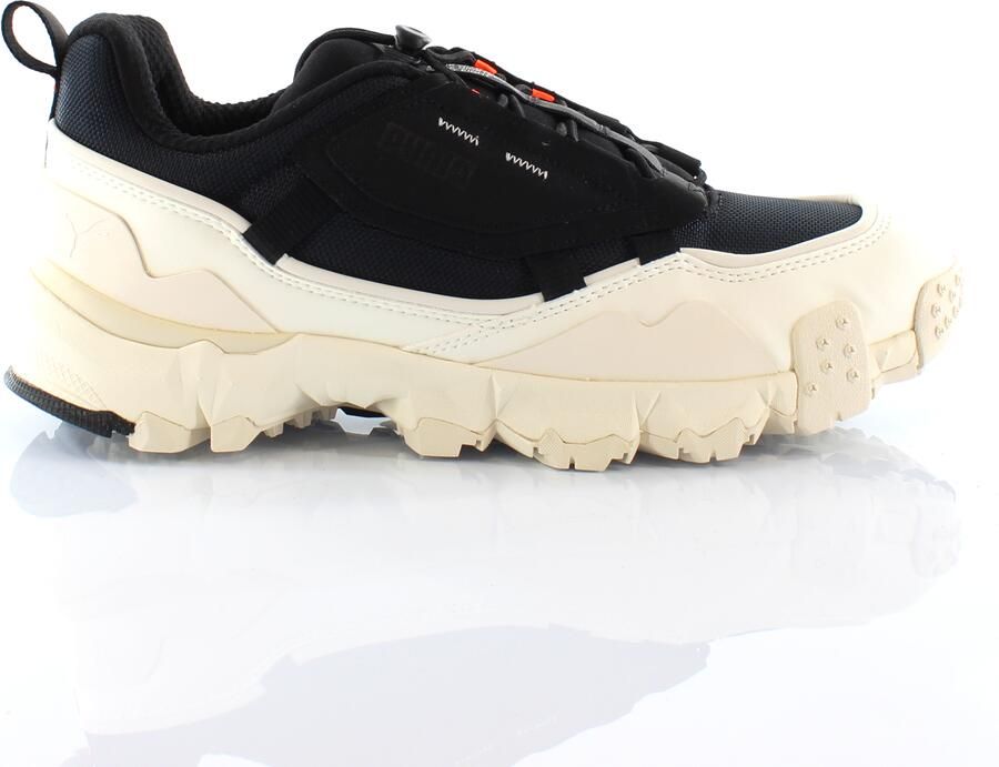Puma Trailfox Overland Zwart Wit Lage Lace Up Herentrainers 369824 01