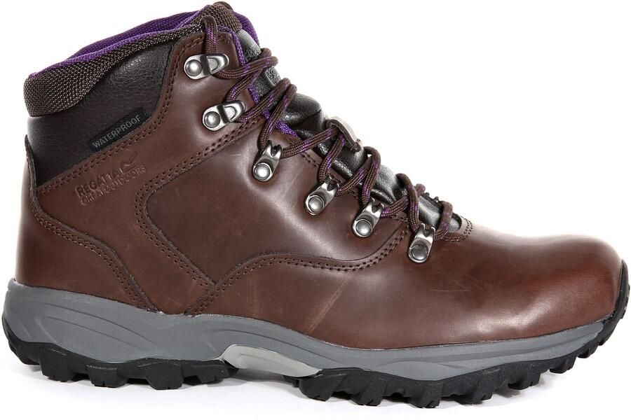 Regatta Grote Outdoor Vrouwen dames Bainsford Waterdichte Wandelschoenen (Kastanje alpine Paars)