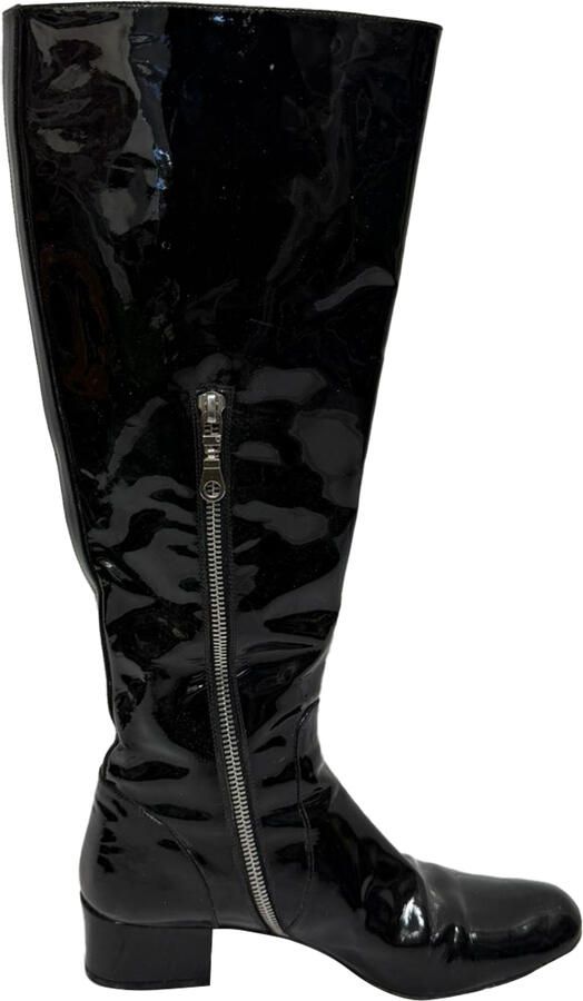 Saint Laurent Pre-owned Saint Laurent Babies 40 kniehoge laarzen in zwart lakleer