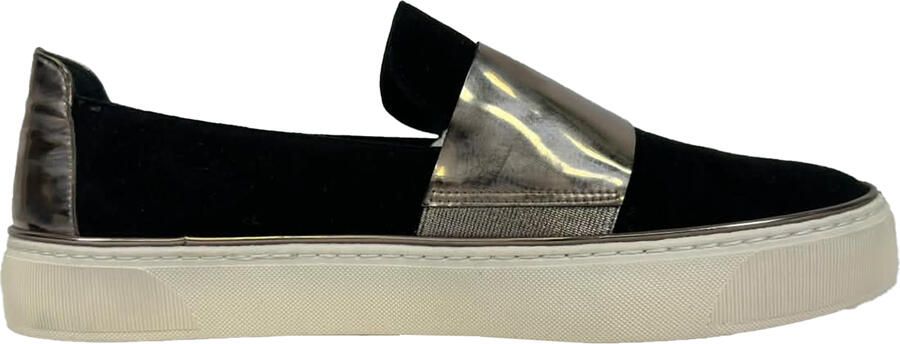 Stuart Weitzman Pre-owned Stuart Weitzman Slip On Sneakers in Zwart Fluweel