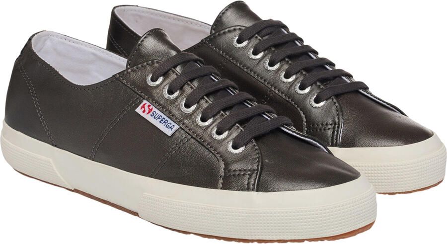 Superga Dames 2750 Metallic Leren Trainers (Metallic Zilver Off Wit)