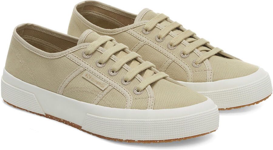 Superga Unisex 2750 Organic Cotton Trainers voor volwassenen (Magenta Terminalia)