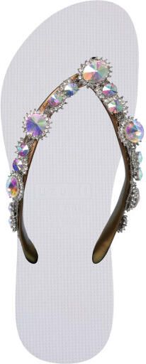 Uzurii Chrystal marilyn wit