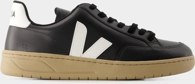 Veja V-12 Sneakers Leer Zwart Wit