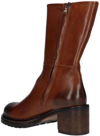 Walk in the Park WP 20 cognac leer stoer met rits