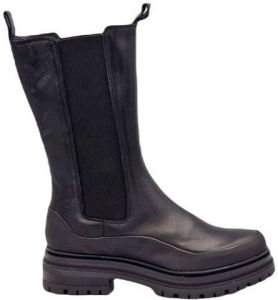 AQA Shoes A8213