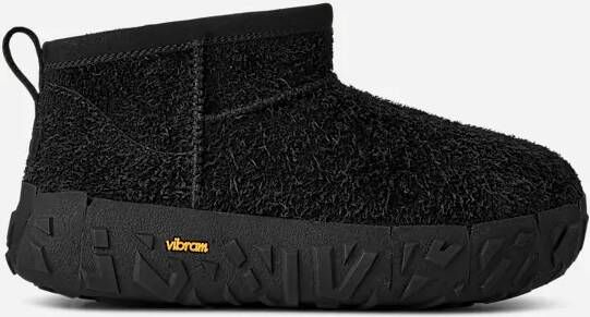 Ugg Classic Ultra Mini Wrap Tech-laars in Black