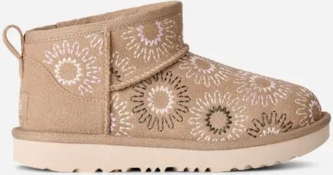 Ugg Classic Ultra Mini Sun Stitch laars in Brown Suede