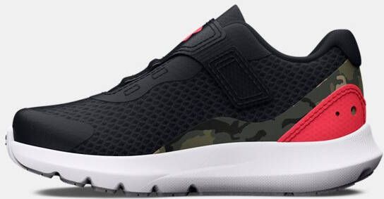 Under Armour Jongenshardloopschoenen Infant Surge 3 met print Zwart Zwart Beta 23.5