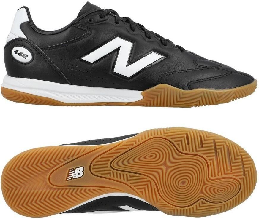 New Balance 442 V3 Pro IN Core Zwart Wit