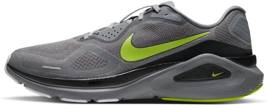 Nike Structure26