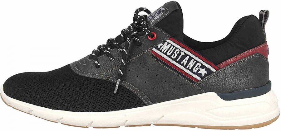 Mustang veterschoenen voor heren 4154-304