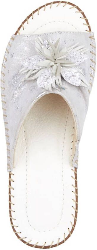 Relaxshoe Muiltje met mooie sierbloem Wit