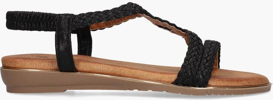 Ella cruz Leyna Rhune Zwart