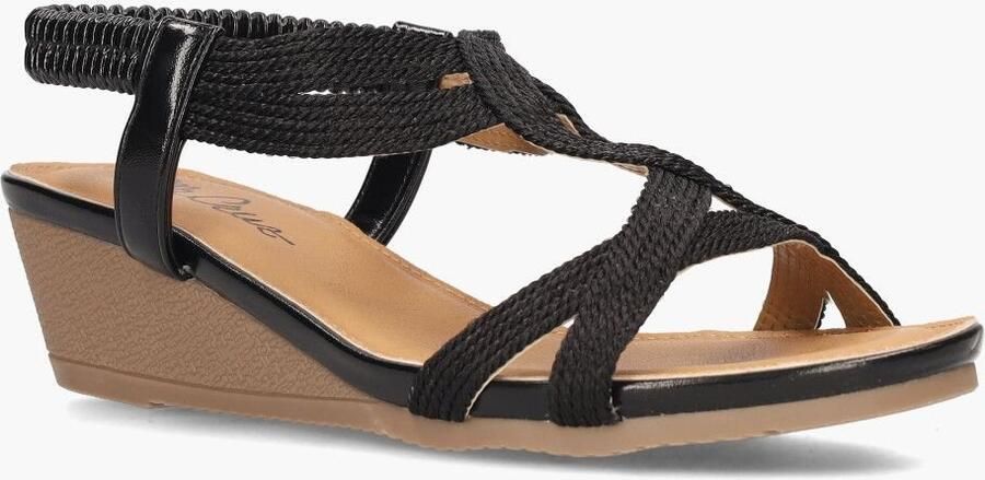 Ella cruz Leyna Reinie Zwart