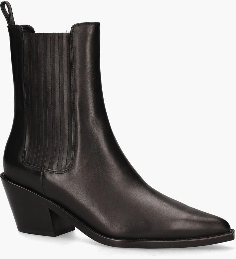 Lola cruz Aurel Zwart