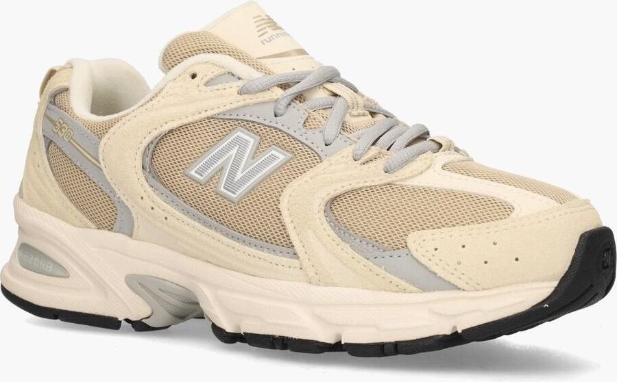 New Balance Stijlvolle Sneakers met Stoffen Bovenwerk Beige Dames - Foto 4