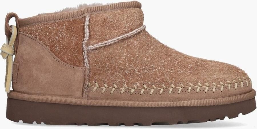 UGG Vachtlaarzen Dames W Classic Ultra Mini Biarritz Maat: 37 Materiaal: Suède Kleur: Bruin