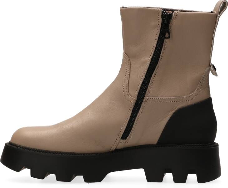 MJUS Chelsea Boot
