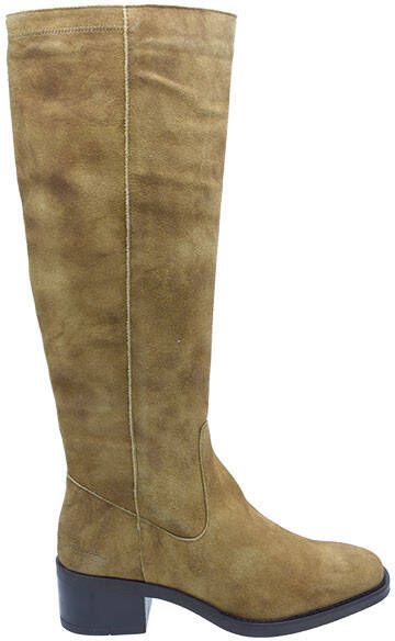 Piedi nudi Yuna H bruin