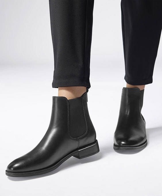 Graceland Zwarte chelsea boot - Schoenen.nl