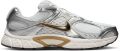 Nike V5 RNR Sneakers Wit Grijs Beige - Wit