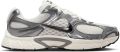 Nike V5 RNR Sneakers Wit Zilvergrijs Zwart - Wit