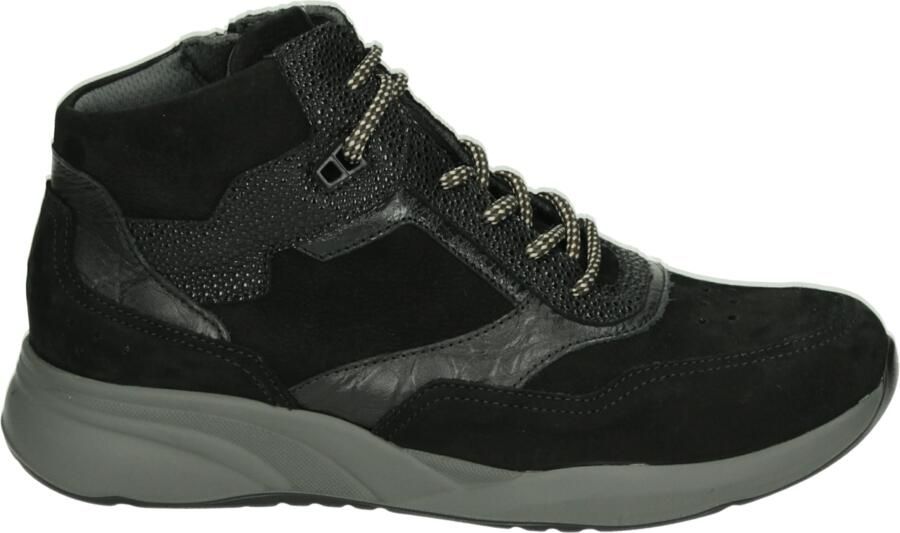 Nike Stijlvolle en Comfortabele Court Vision Mid Sneakers Wit Dames