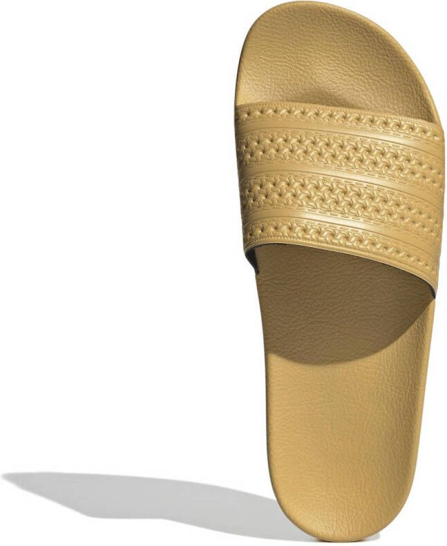 Adidas adilette Heren Slippers en Sandalen Geel Maat: 43 1 3 Mesh Synthetisch Foot Locker