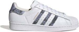 Adidas Originals Superstar sneakers wit panterprint