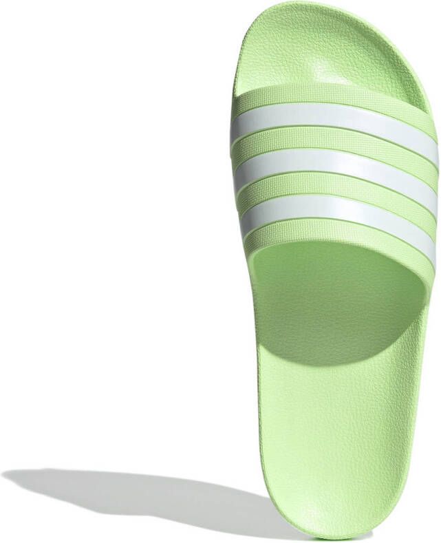 Adidas adilette Slippers en Sandalen Groen Maat: 36 2 3 Mesh Synthetisch Foot Locker