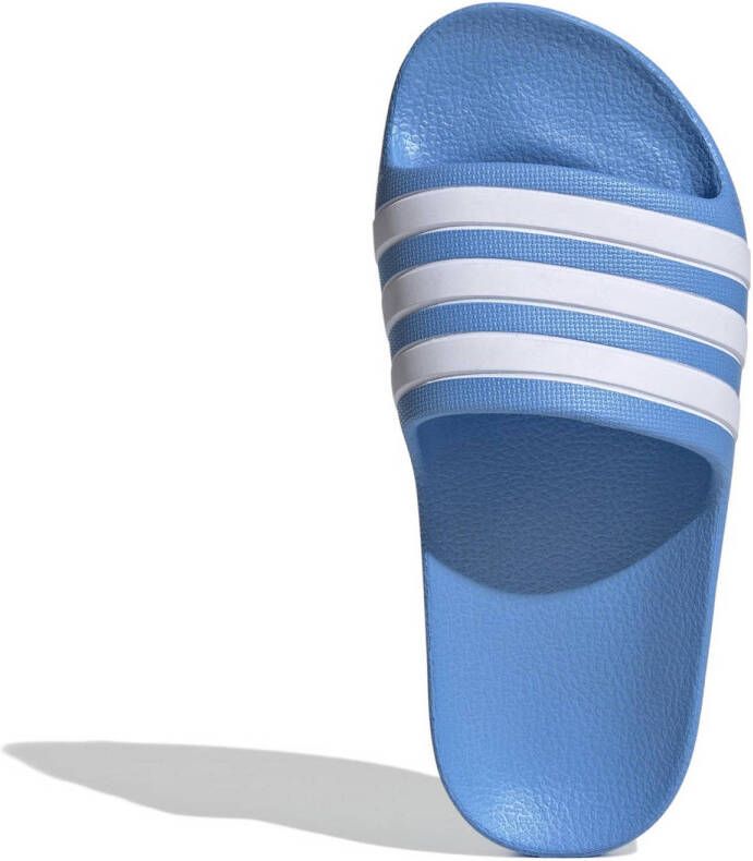 Adidas adilette Unisex Slippers en Sandalen Blauw Maat: 34 Mesh Synthetisch Foot Locker