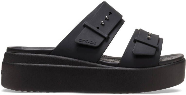 Crocs Slippers Brooklyn Low Wedge plateau zomerschoen pantoffels met gespsluiting