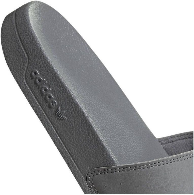 adidas Originals Adilette badslippers grijs wit