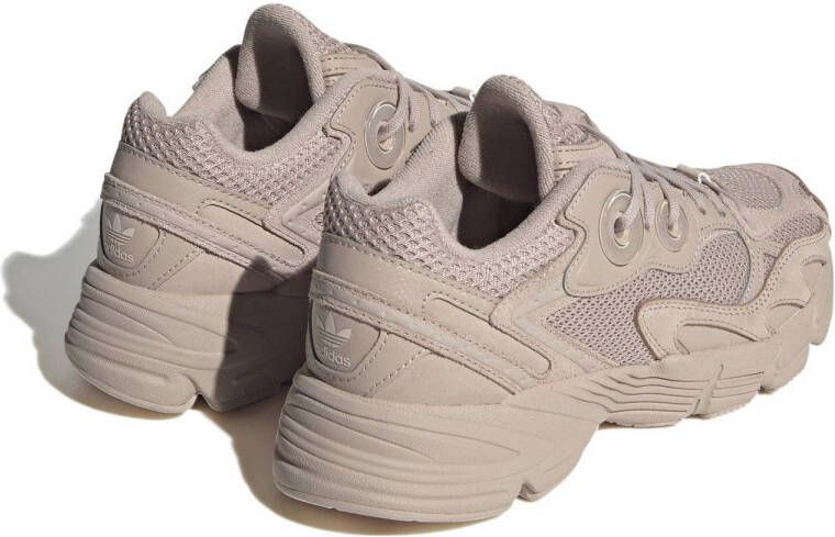 adidas Originals Astir sneakers taupe