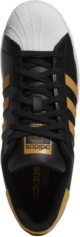 adidas Originals Superstar sneakers zwart zand