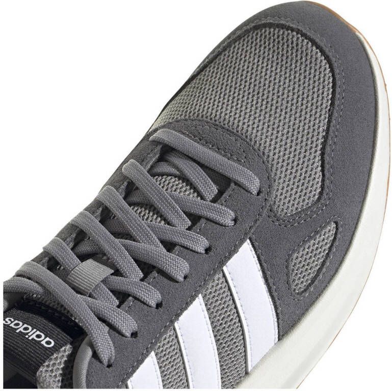 adidas Sportswear Run 84 hardloopschoenen grijs wit zilver