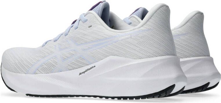 ASICS Versablast 4 hardloopschoenen wit lichtblauw