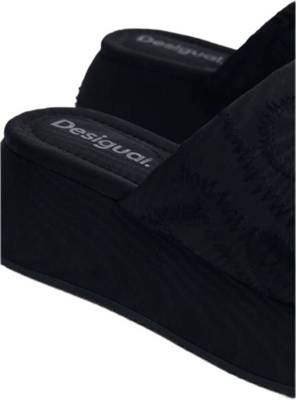 Desigual slippers zwart
