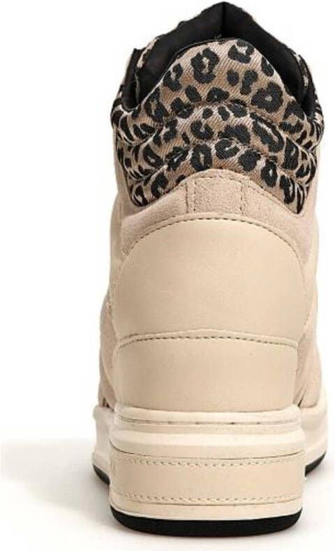 GUESS Lisa sneakers met panterprint beige