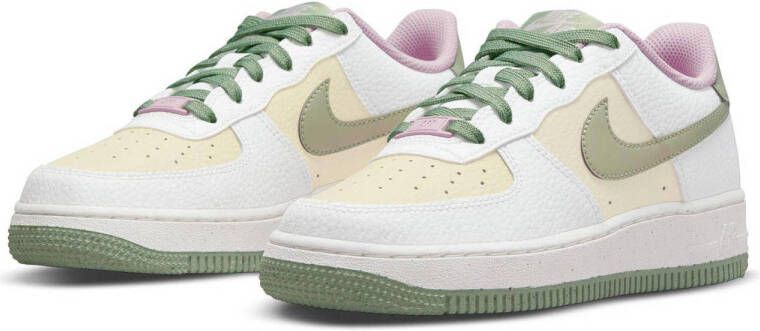 Nike Air Force 1 LV8 sneakers wit groen lichtgeel