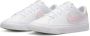 Nike Court Legacy sneakers wit lichtroze geel - Thumbnail 5